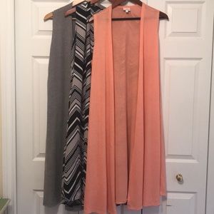 LuLaRoe Joy’s size medium